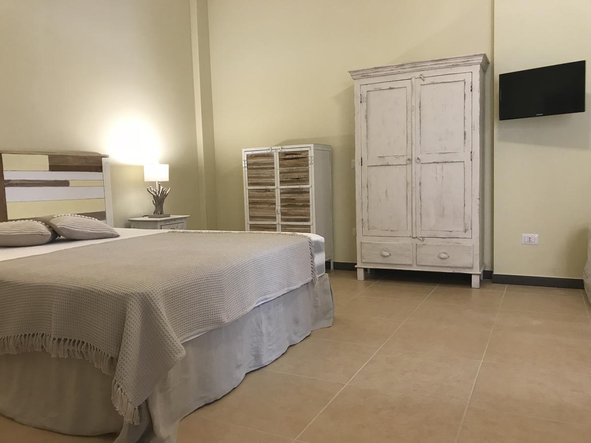 Villa Dei Ginepri 加利波利 外观 照片